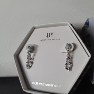 Bomb Party Earing (Drop Dead Gorgeous)